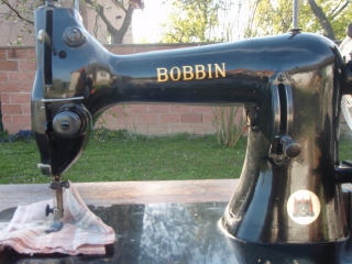 Predám šijací stroj BOBBIN