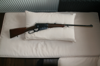 predám zbraň špeciálne vyrobenú pre ruské cárstvo Winchester 1895