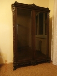 Krasny starozitny nabytok-vitrina,komoda,zrkadlo