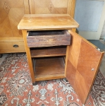 Predám starožitný nábytok vyrobené cca na začiatku 20.storočia
