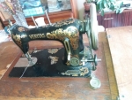 Starožitný šijací stroj Veritas