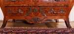 Intarzovaná komoda Ludvík XV s mramorovou deskou