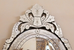 Velké Benátské zrcadlo. Bohatě zdobené