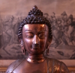 Velký měděný Buddha. Těžký