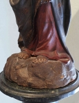 Vítězná madona. Terakotová socha v barokním stylu