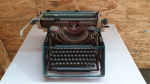 Predám starý písací stroj