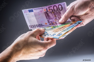 - Spotrebné pôžičky do 30 tis. eur