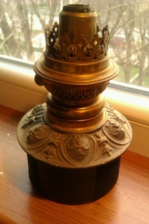 Predám starozitnú petrolejovú lampu R.DITMAR-WIEN