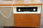 Predám staré rádio+gramofón (1 ks - ako skrinka)