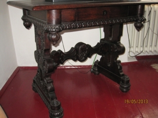 Predám starožitný stôl, 19. storočie - Bojnice